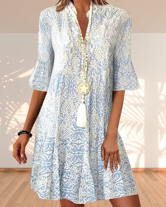 Kunigunden | Kurzärmeliges Minikleid für Damen mit Boho-Print | Spaltkragen