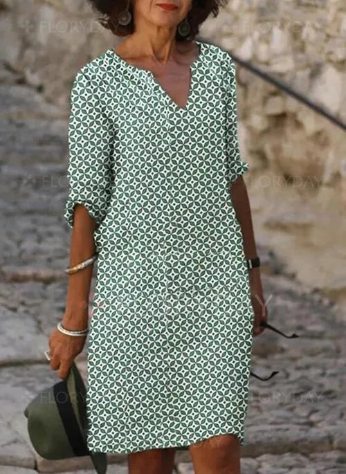 Gerda | Damen-Sommerkleid im Vintage-Stil mit Geteiltem Ausschnitt und 3/4-Ärmeln | Mini