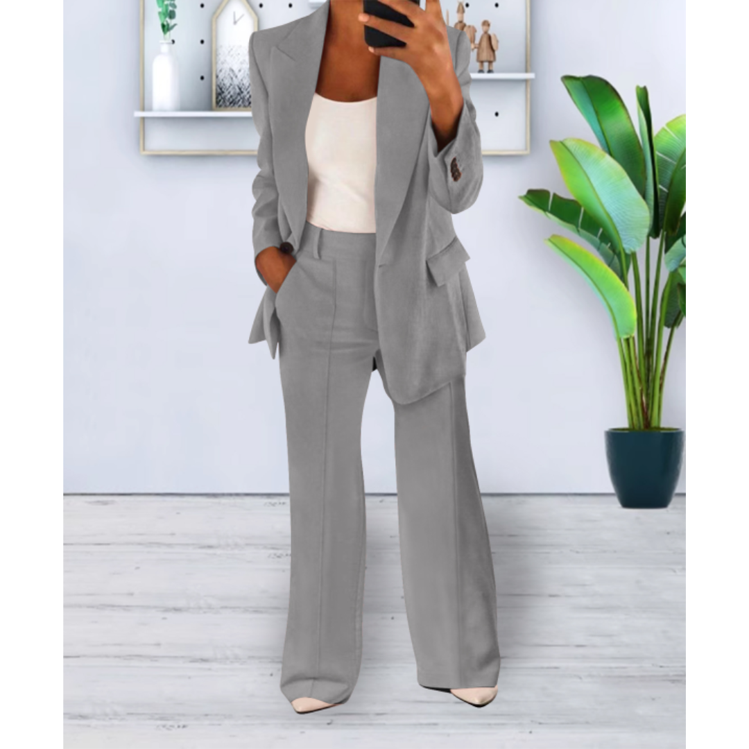 Eliana | Zweiteiliger Damen Anzug mit Taschen | Lockere Passform