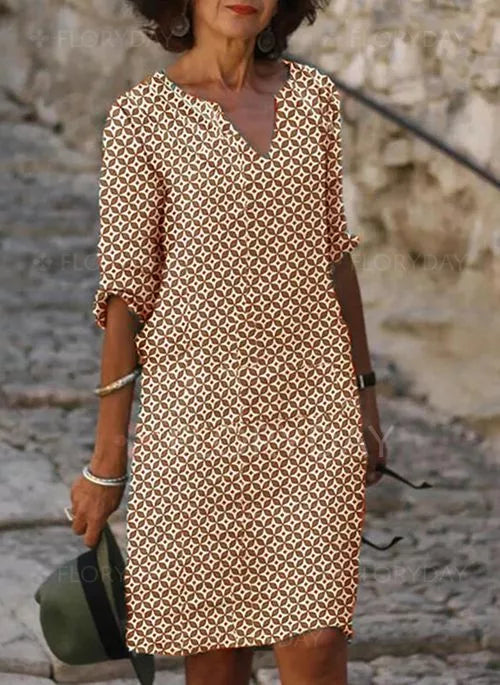Gerda | Damen-Sommerkleid im Vintage-Stil mit Geteiltem Ausschnitt und 3/4-Ärmeln | Mini