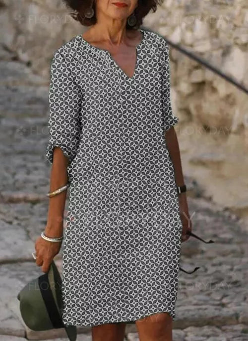 Gerda | Damen-Sommerkleid im Vintage-Stil mit Geteiltem Ausschnitt und 3/4-Ärmeln | Mini