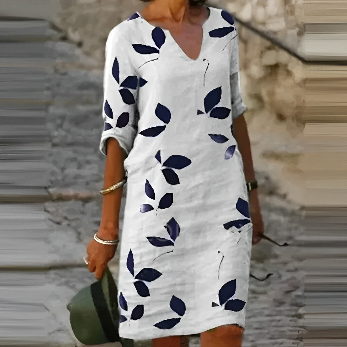 Mavis | Vintage-Sommerkleid für Damen mit kurzen Ärmeln und V-Ausschnitt | Mini